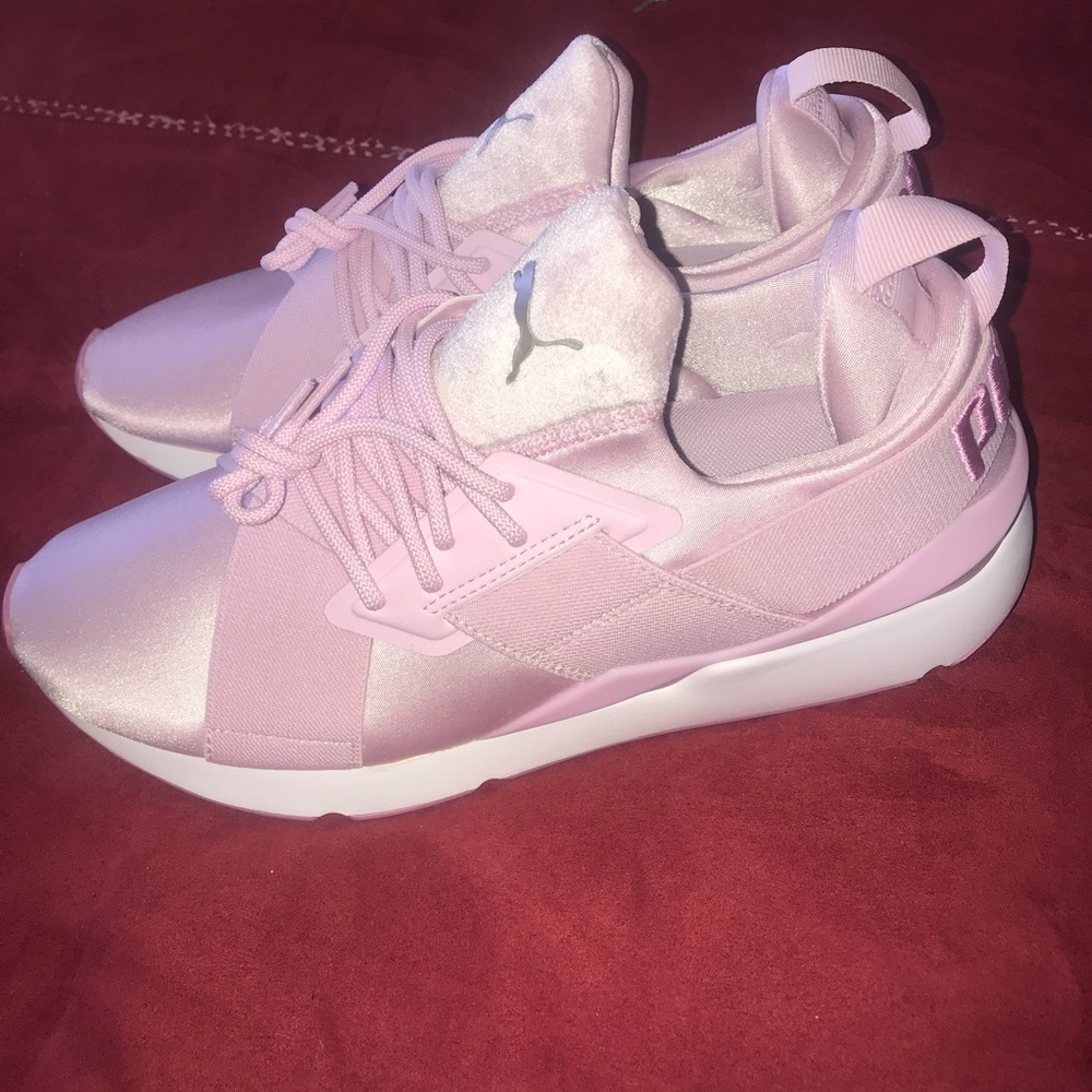 Muse satin ll women’s sneakers PUMA